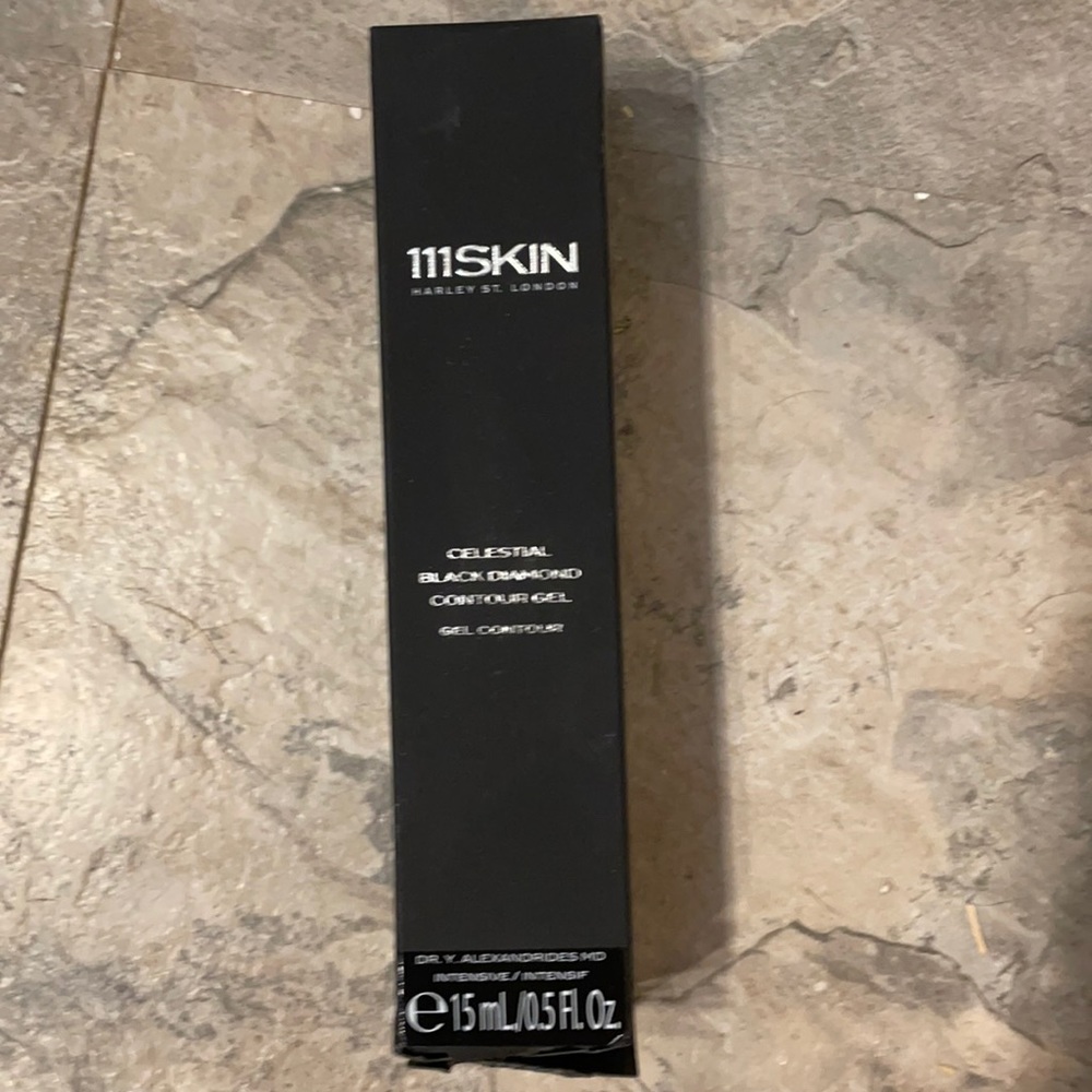 111skin celestial black diamond contour gel